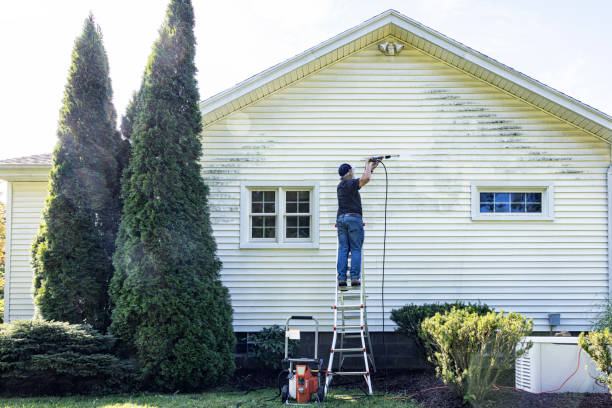 Best Deck Pressure Washing  in Eagleview, PA